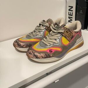 Gucci sneakers